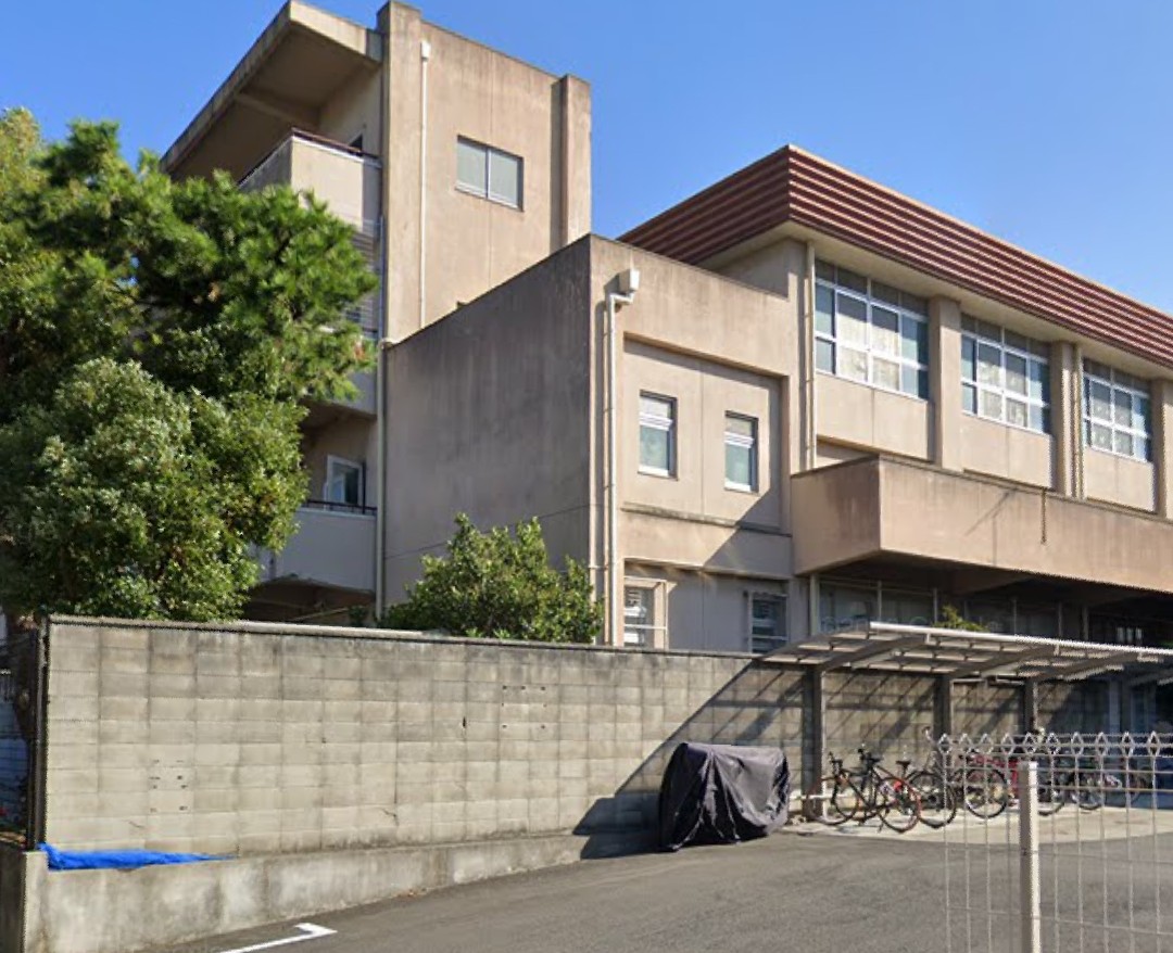 近鉄奈良線 若江岩田駅 徒歩4分 3階建 築6年の周辺写真