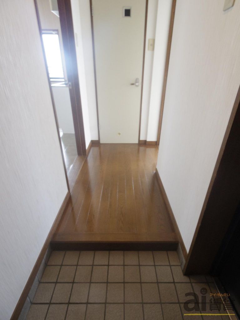 サンキャッスルIIの玄関写真