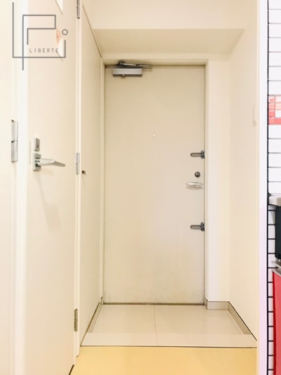 地下鉄箱崎線 貝塚駅 徒歩10分 10階建 築15年の玄関写真