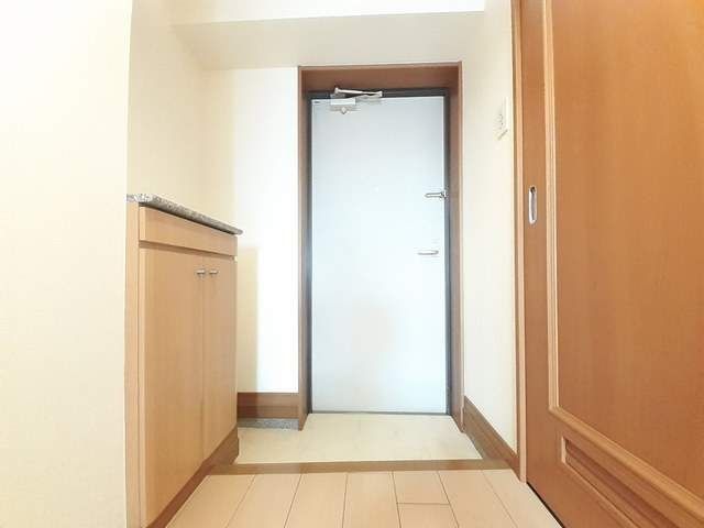 ＪＲ鹿児島本線 笹原駅 徒歩17分 7階建 築21年の居間写真