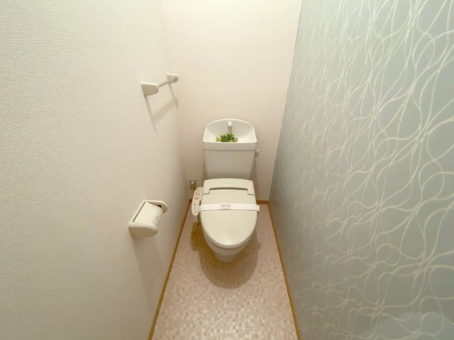 リプルス浜の宮II A棟のトイレ写真