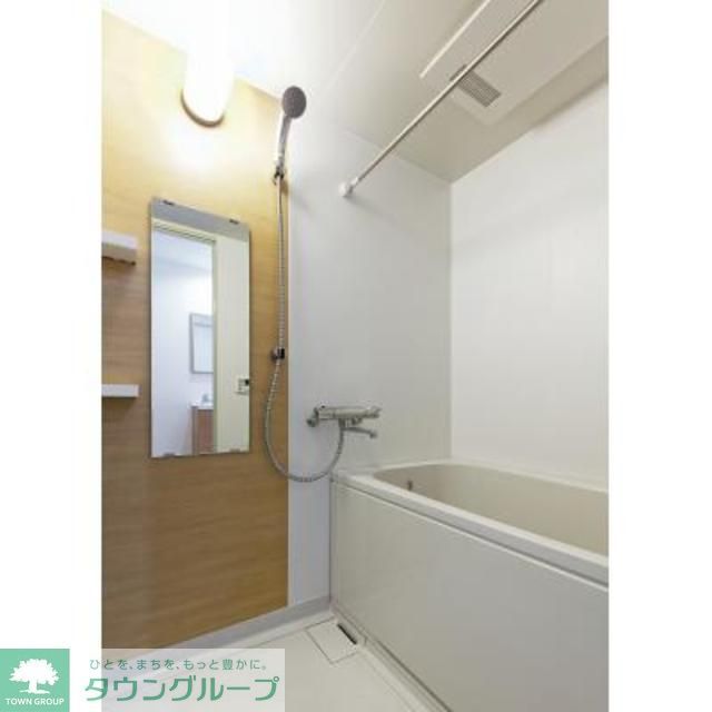 バス・シャワールーム　※写真は同タイプ住戸です。