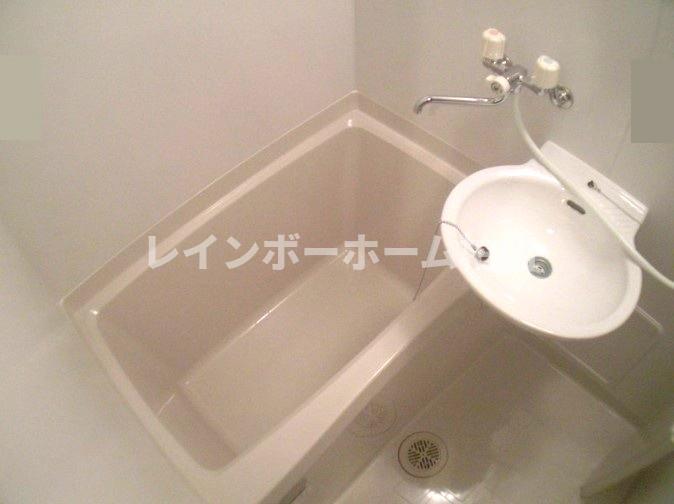バス・シャワールーム　お風呂です