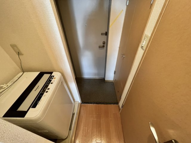 玄関　収納もある玄関です