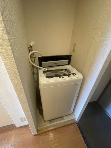 その他設備　室内洗濯機置場です
