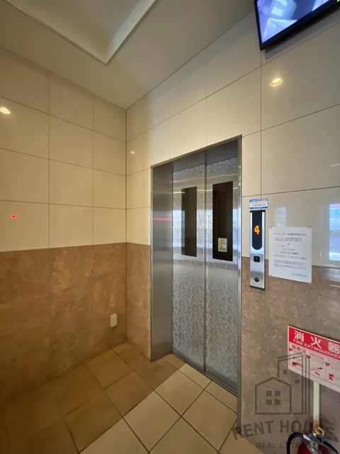 地下鉄御堂筋線 北花田駅 徒歩2分 6階建 築19年の外観写真