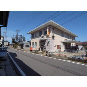 郵便局　小須戸郵便局（郵便局）まで953m