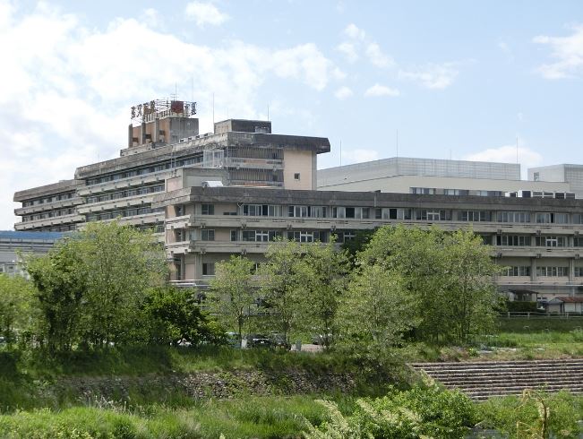 病院　佐久総合病院（病院）まで979m
