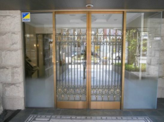 エントランス　★見学予約受付中★