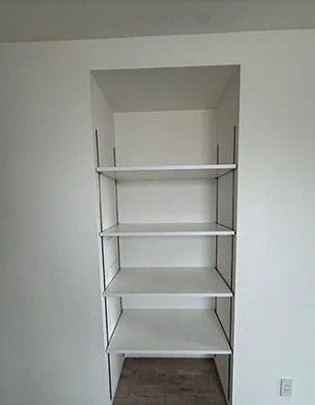 収納　参考写真：別部屋タイプ