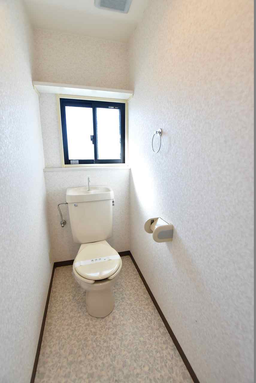 グランシャリオ寺山のトイレ写真
