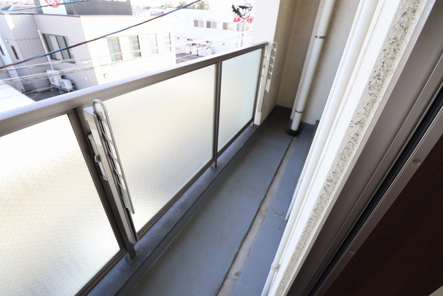バルコニー　※別部屋参考写真・現況優先※