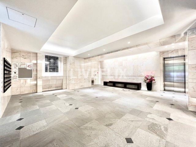 東京メトロ日比谷線 南千住駅 徒歩6分 13階建 築8年の外観写真