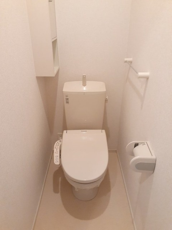 トイレ　図面と現状に相違がある場合には現状を優先