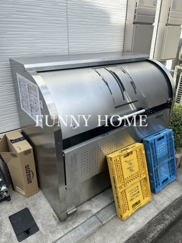 東急田園都市線 三軒茶屋駅 徒歩12分 3階建 築5年の外観写真