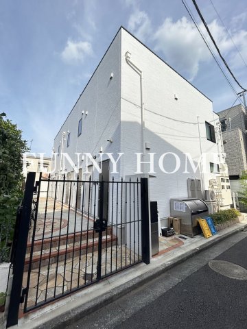 東急田園都市線 三軒茶屋駅 徒歩12分 築5年