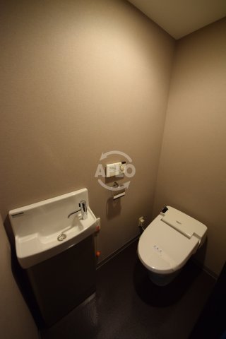 地下鉄長堀鶴見緑地線 松屋町駅 徒歩1分 29階建 築18年のトイレ写真