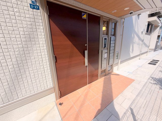 エントランス　綺麗なエントランスです。