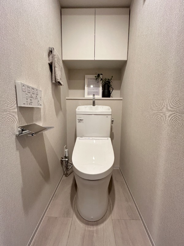 シーズンフラッツ中崎のトイレ写真