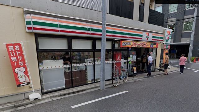 コンビニ　セブンイレブン荒川東日暮里1丁目店（コンビニ）まで201m