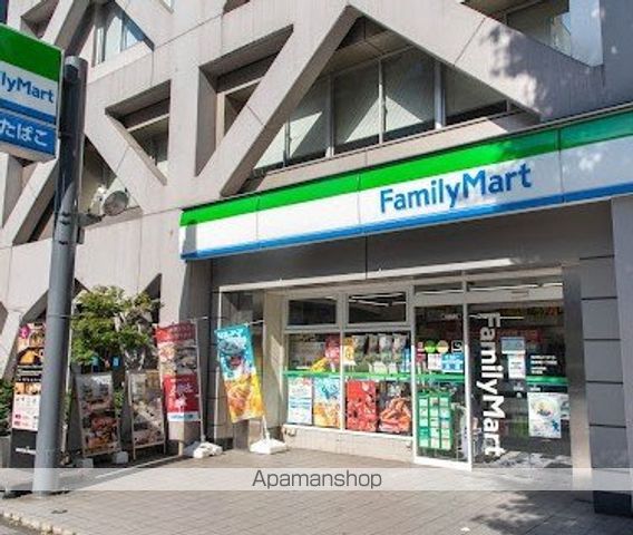コンビニ　ファミリーマート浜松町一丁目店（コンビニ）まで95m