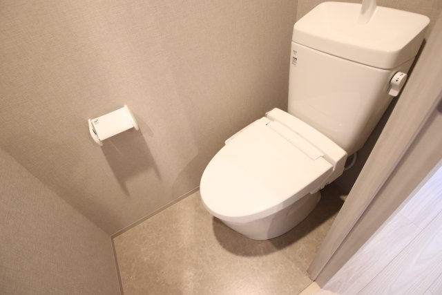 トイレ　※他部屋の参考写真です。現況優先です。