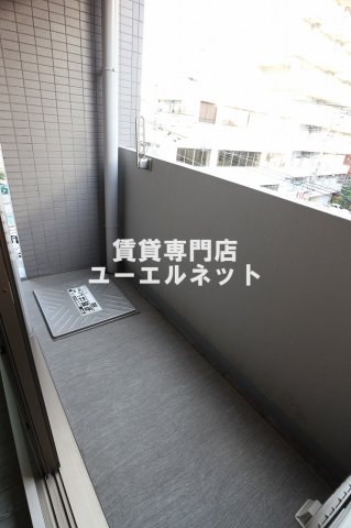 地下鉄御堂筋線 江坂駅 徒歩5分 6階建 築24年の内装写真