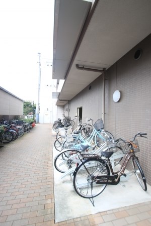 駐車場　駐輪スペースあり♪