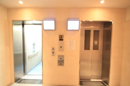 その他共有部分　エレベーター付きなので高層階にお住まいの方も安心♪