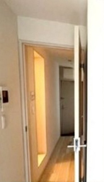 玄関　別部屋同仕様タイプ
