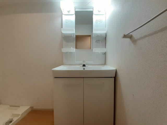 洗面設備　洗面所です