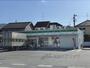 コンビニ　ファミリーマート山の辺の道店（コンビニ）まで400m