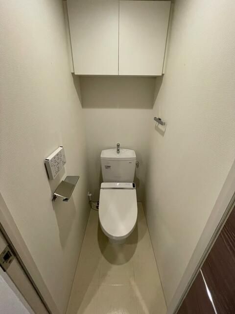 東京メトロ南北線 王子神谷駅 徒歩10分 12階建 築8年のトイレ写真