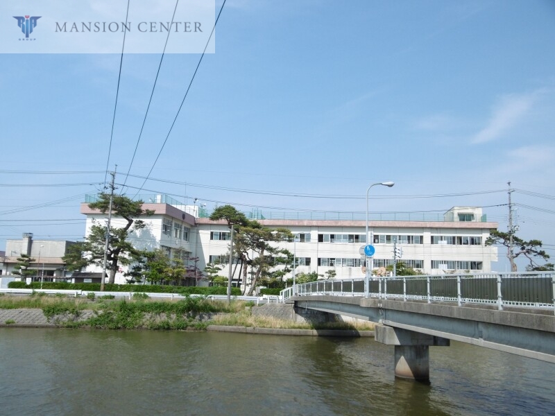 小学校　新潟市立濁川小学校（小学校）まで526m