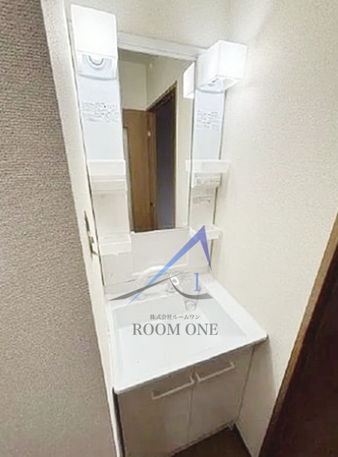 洗面設備　洗面台です。