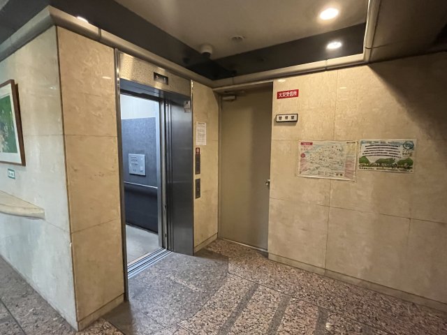 ロビー