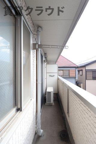 バルコニー　陽当たり良好なバルコニーです