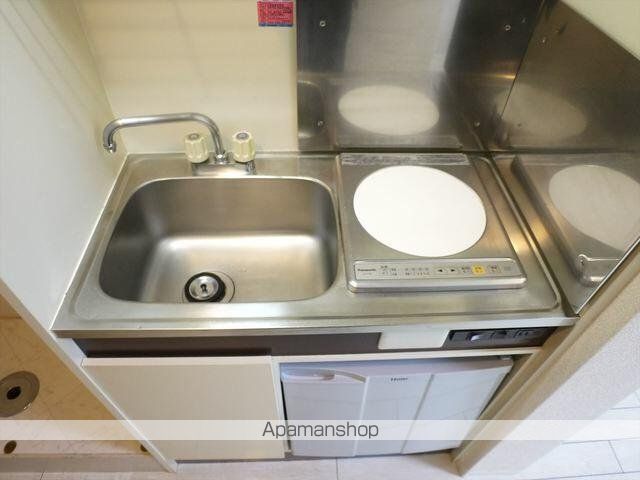 東急東横線 新丸子駅 徒歩4分 4階建 築35年のキッチン写真