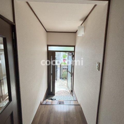 印田町戸建の玄関写真