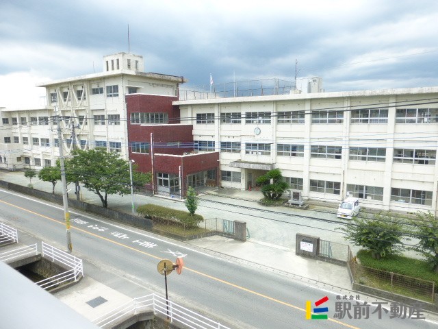 【リファインド長峰の小学校】