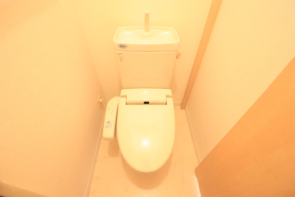 トイレ　温水洗浄便座♪