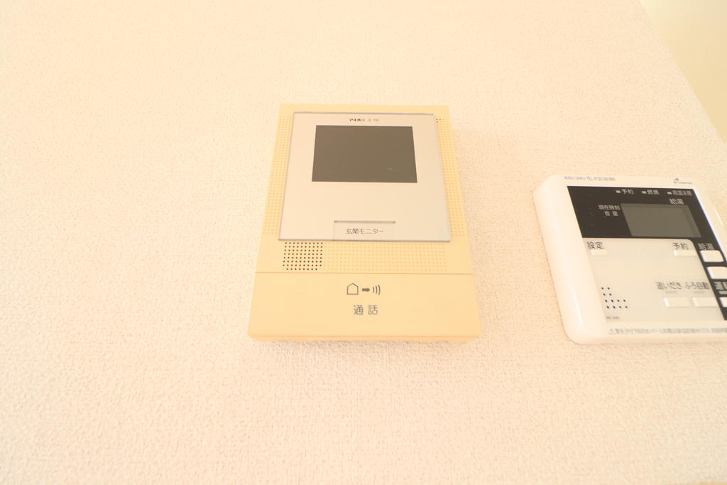 セキュリティ　TVモニターホン＆給湯機♪