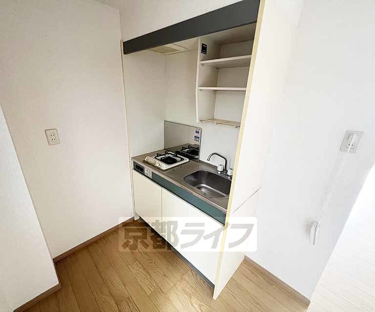 キッチン　まな板スペースのあるキッチン