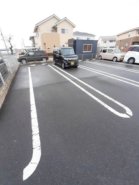 【瀬戸内市長船町土師のアパートの駐車場】