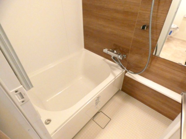 バス・シャワールーム　バス※別部屋参考写真