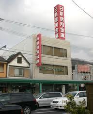 【神戸市兵庫区平野町のアパートの銀行】