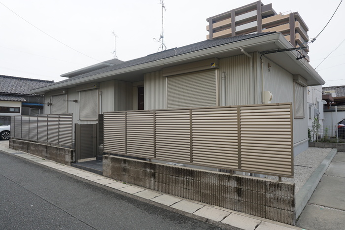 領家貸家の建物外観