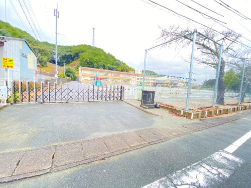 小学校　度会小学校（小学校）まで2054m