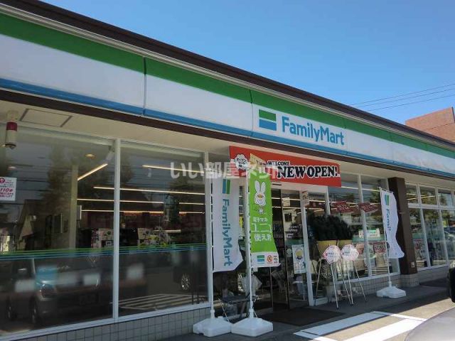 【各務原市蘇原申子町のアパートのコンビニ】