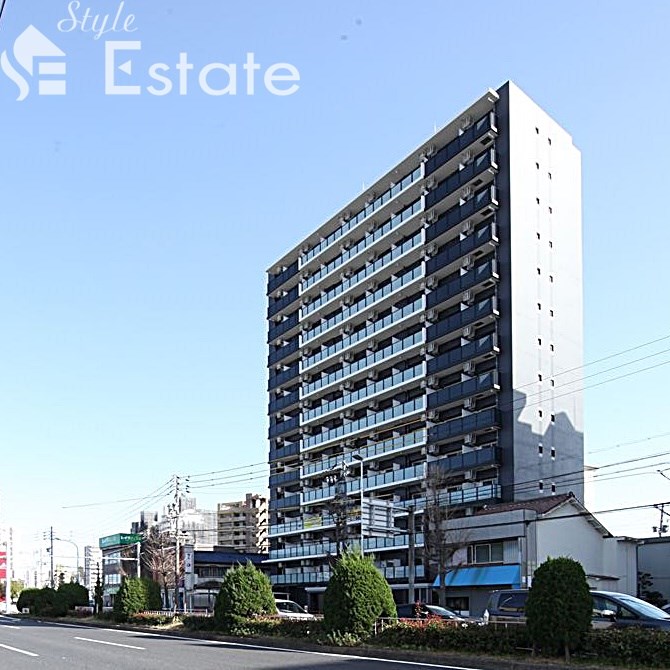 名古屋市北区志賀南通のマンションの建物外観